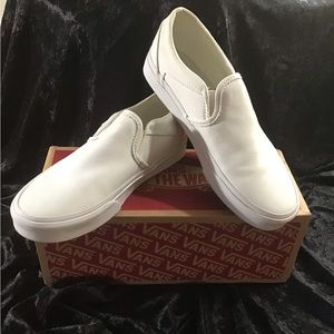 Van’s Women’s Asher White Canvas Shoe